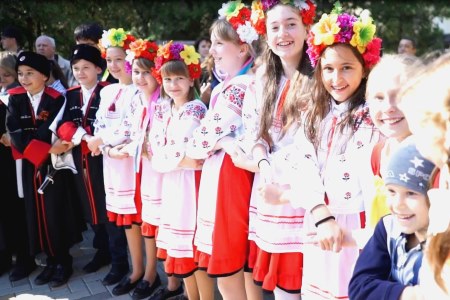 Первый фестиваль "Покрова в верховьях Кубани" собрал в Черкесске тысячи гостей